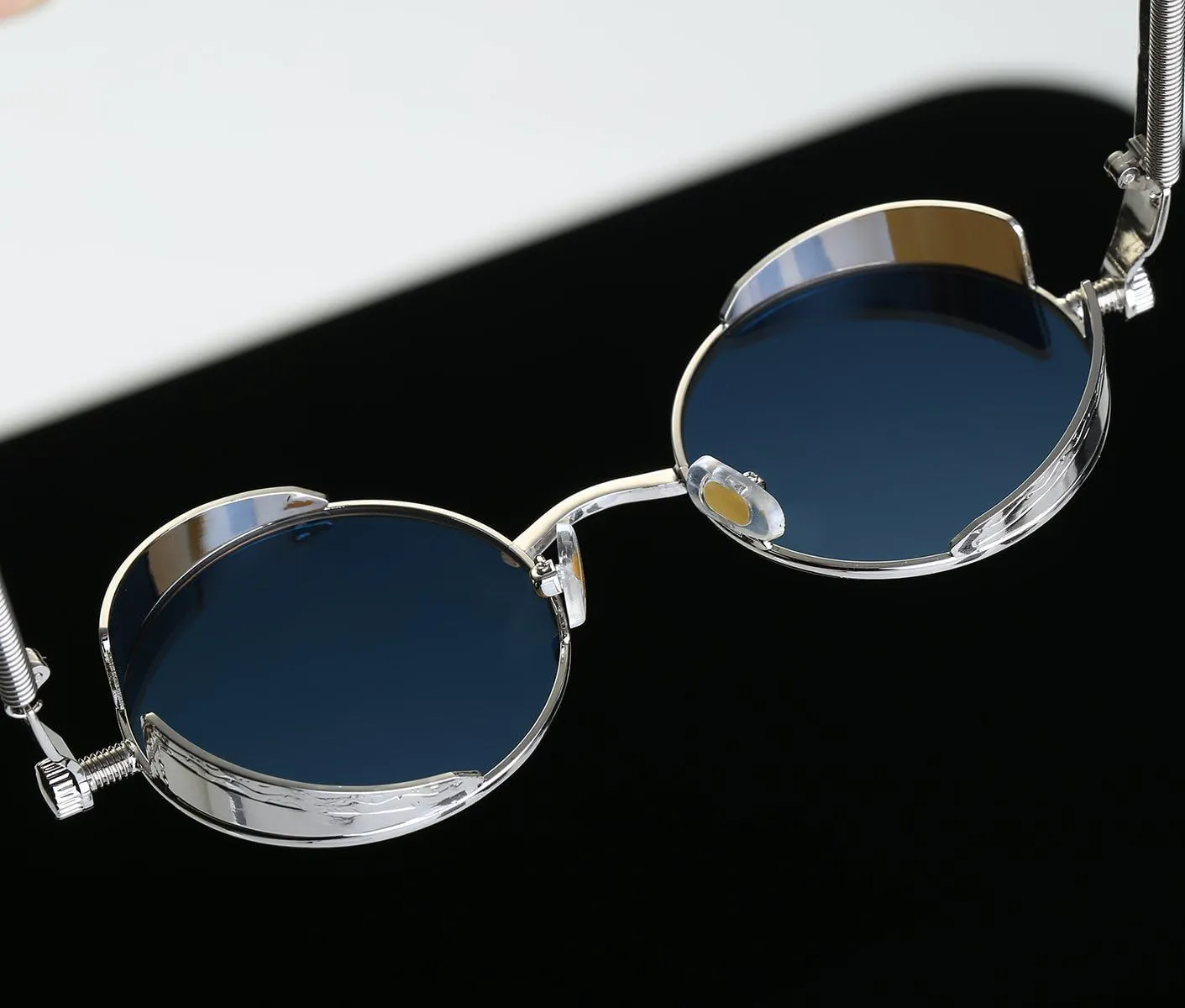 Dollger Vintage Steampunk Retro Metal Round Circle Frame Sunglasses