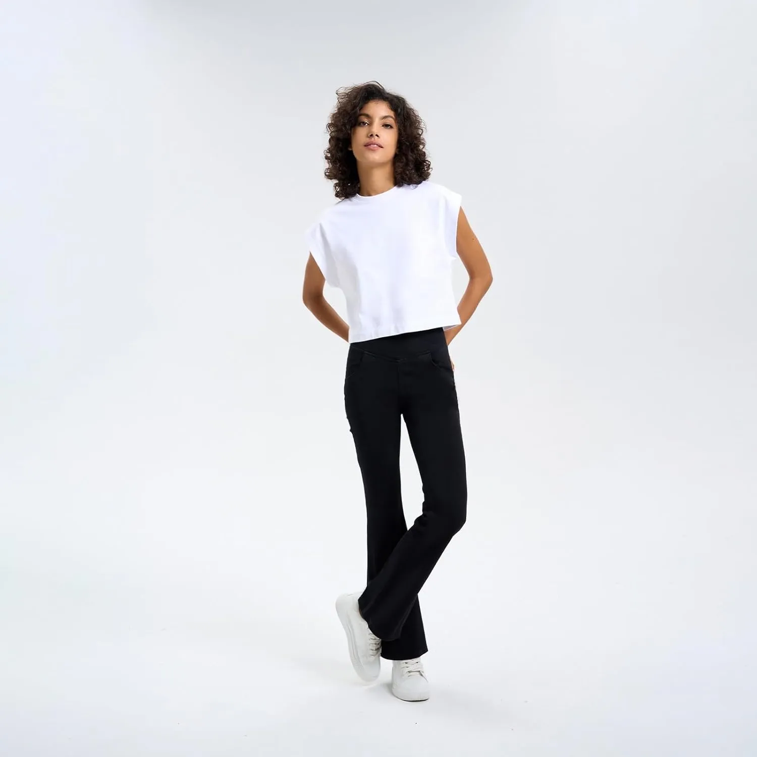 Flare Jeans for Women Crossover High Waisted Tummy Control Jeggins Slim Fit Curvy Bootcut Denim Leggings with Pockets